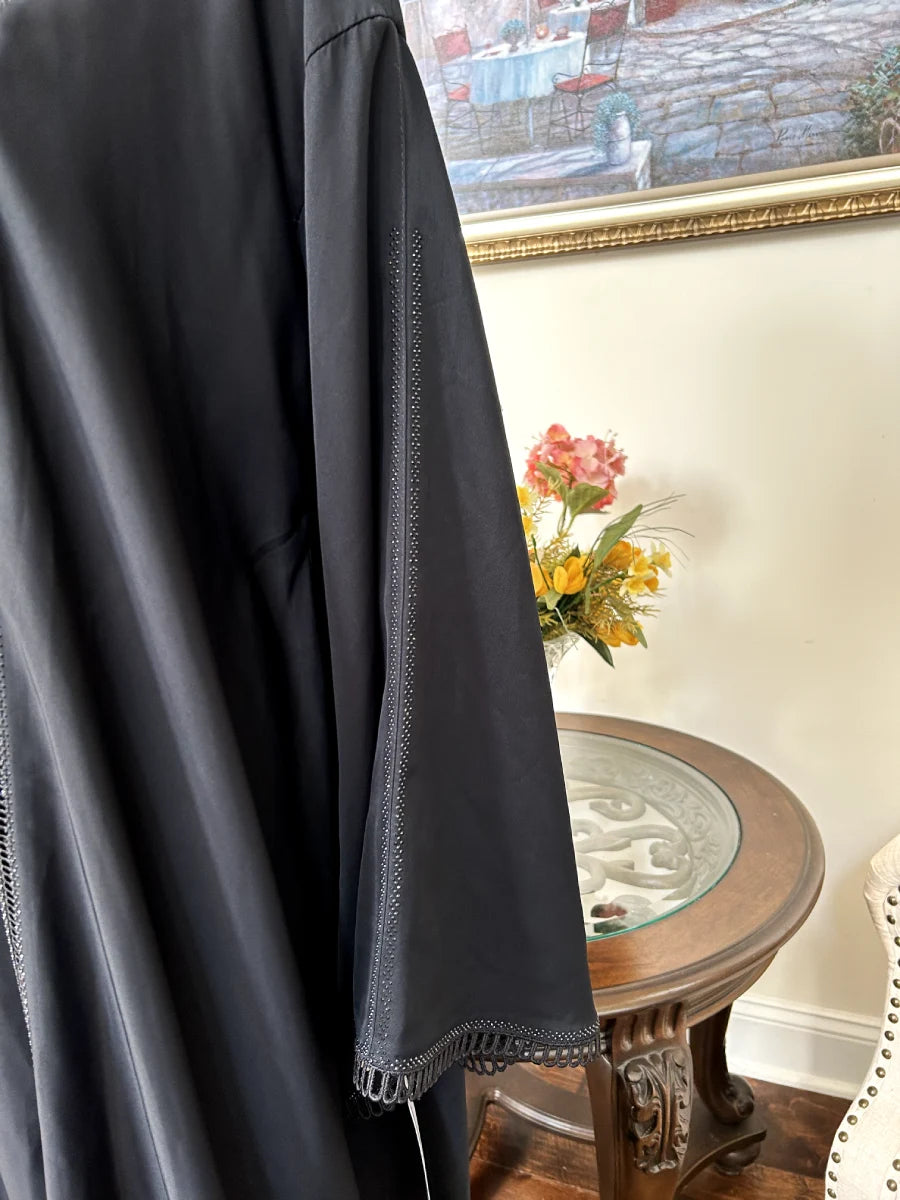 Plain Abaya with laces