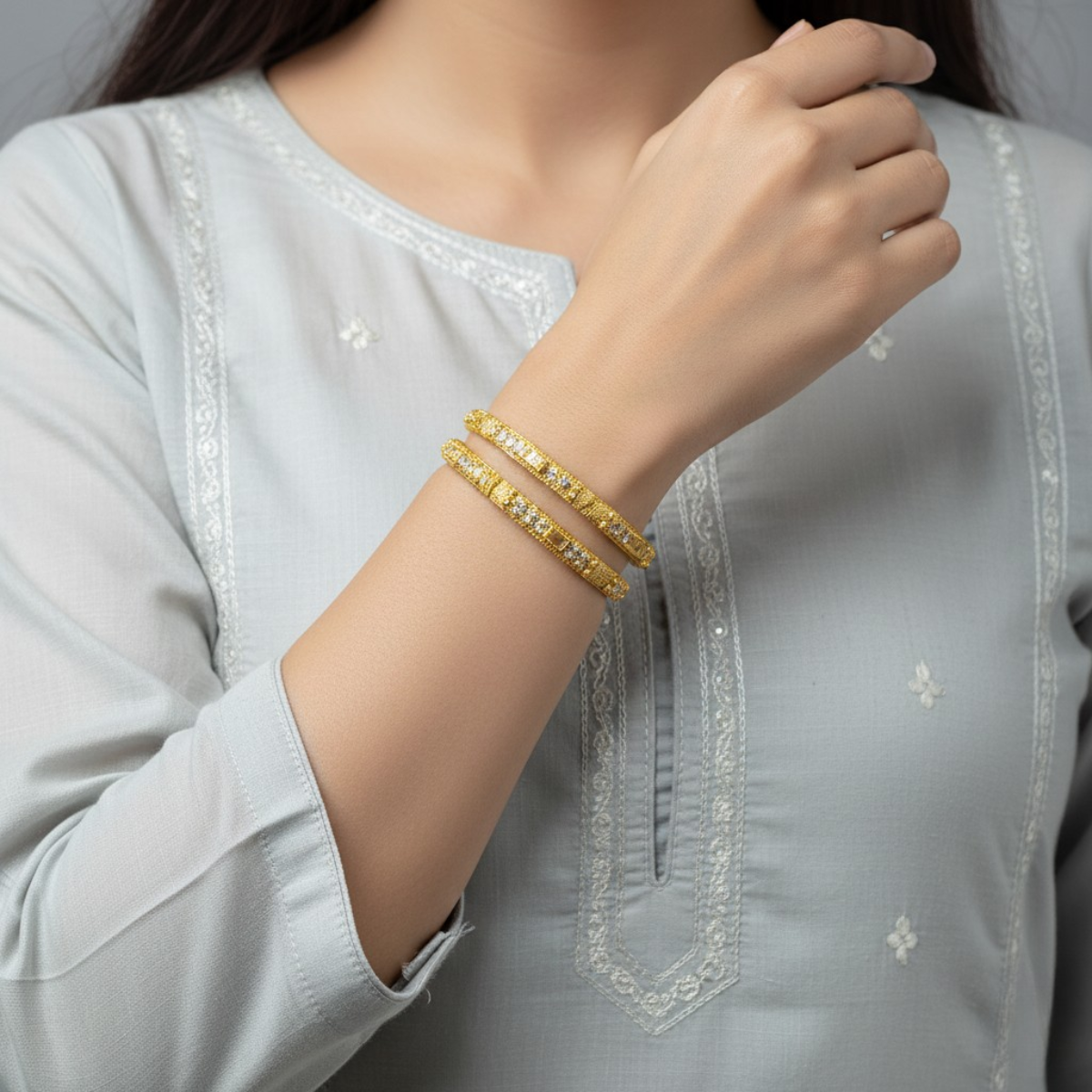 One carat bracelet with stone work