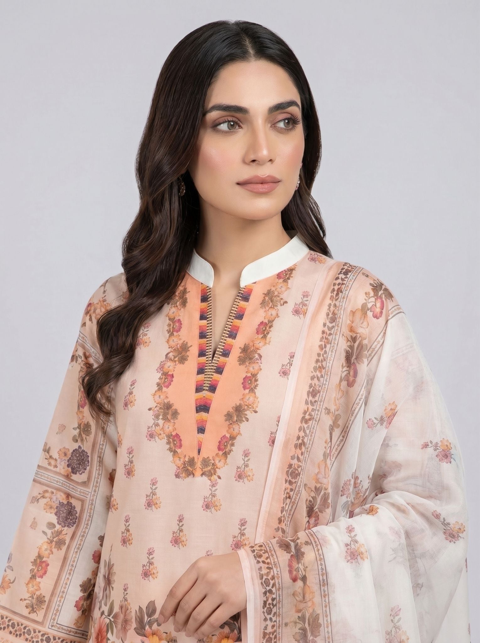 3 pcs Long length Banadorya lawn dress with self print. Comes with plazo and Dupatta