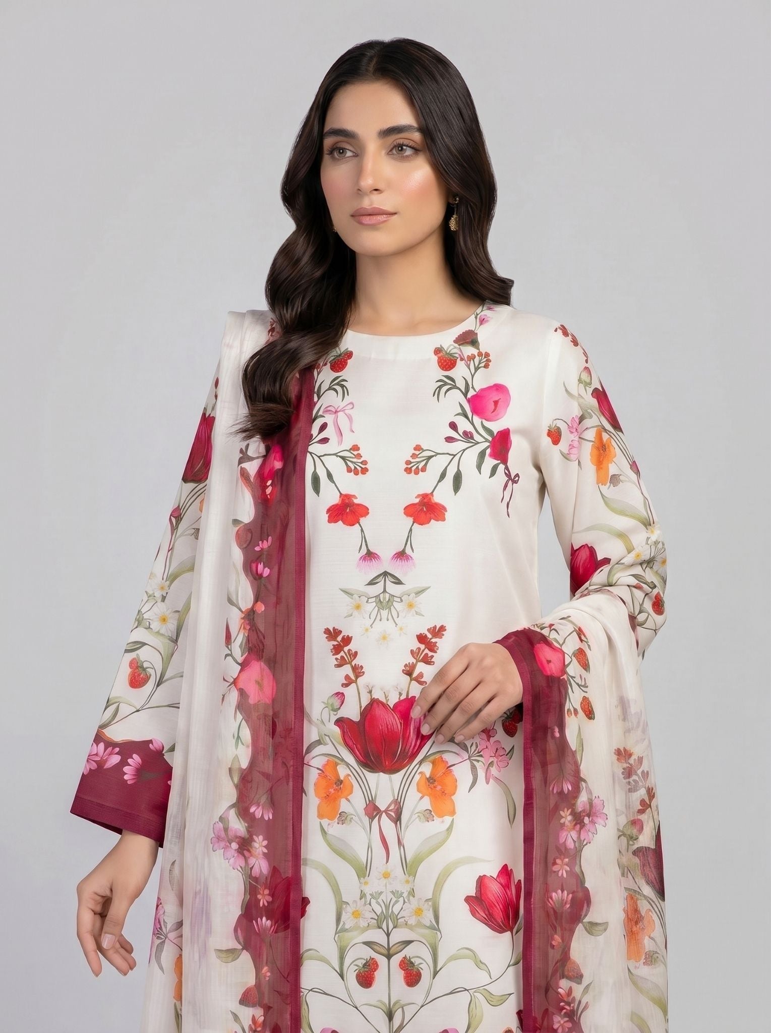 3 pcs Long length Banadorya lawn dress with self print. Comes with plazo and Dupatta