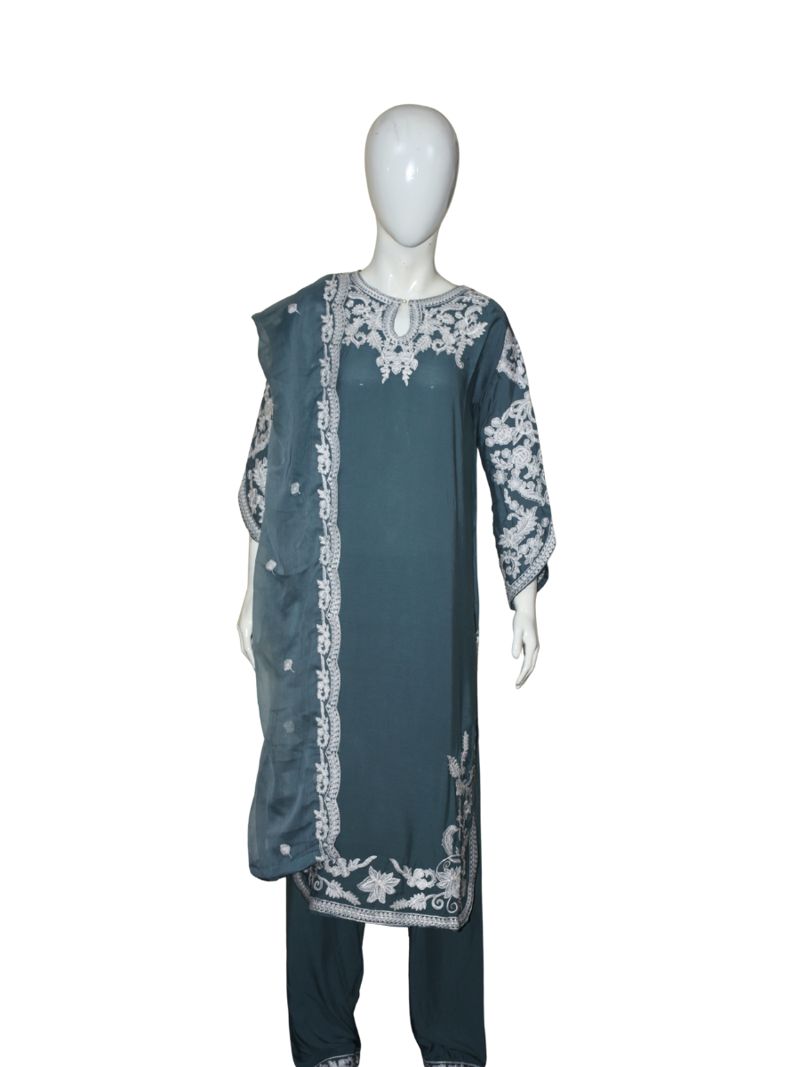 3 pc Embroidered Arabic linen dress