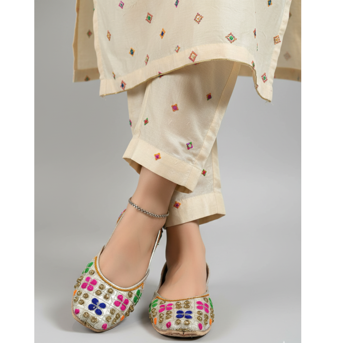 Girls Khussa with Embroidery