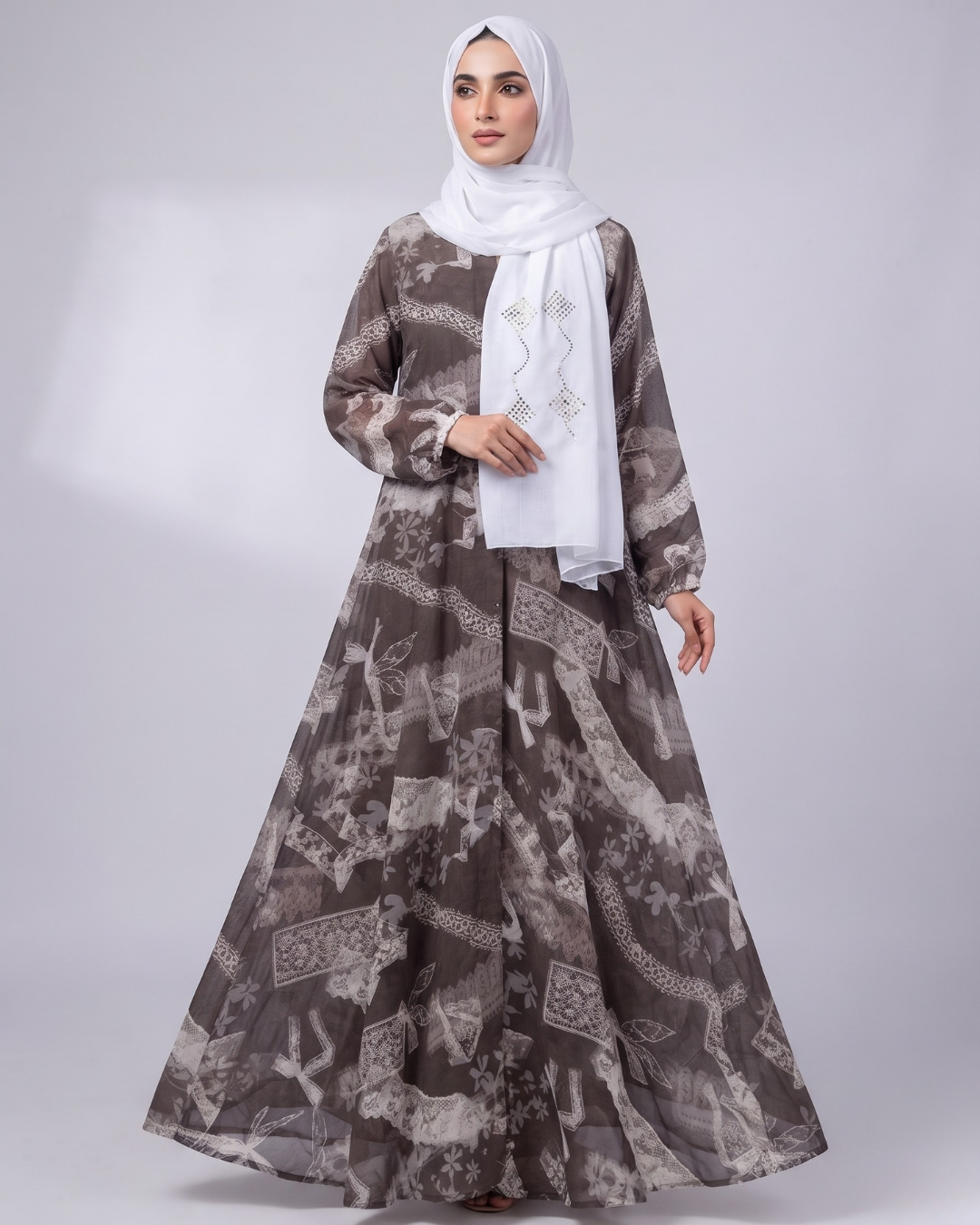Front Closed Floral Abaya