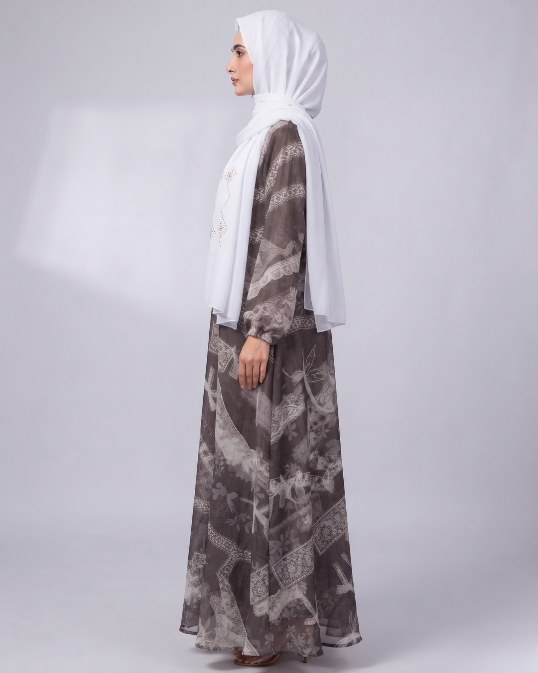 Front Closed Floral Abaya