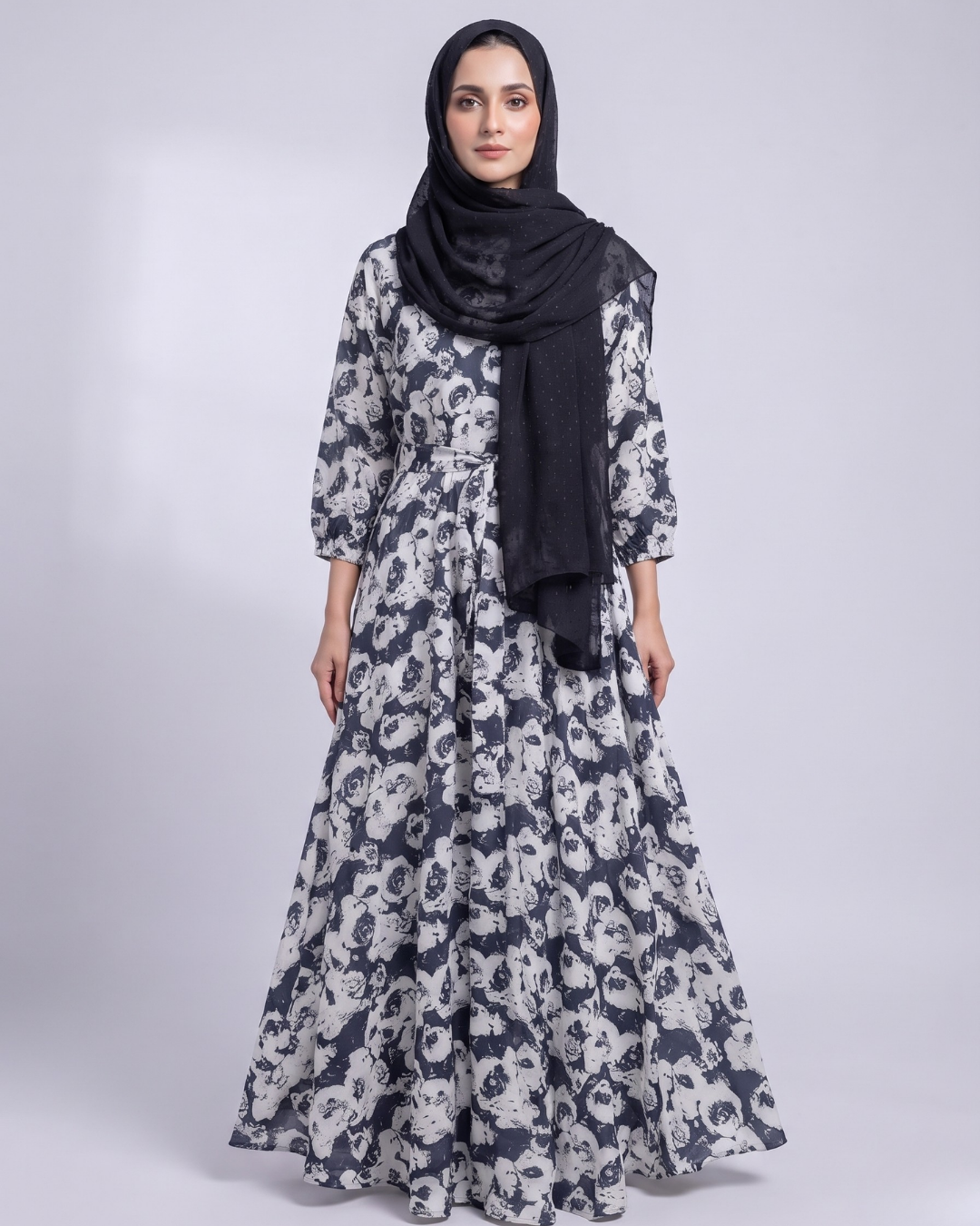 Front Closed Floral Abaya