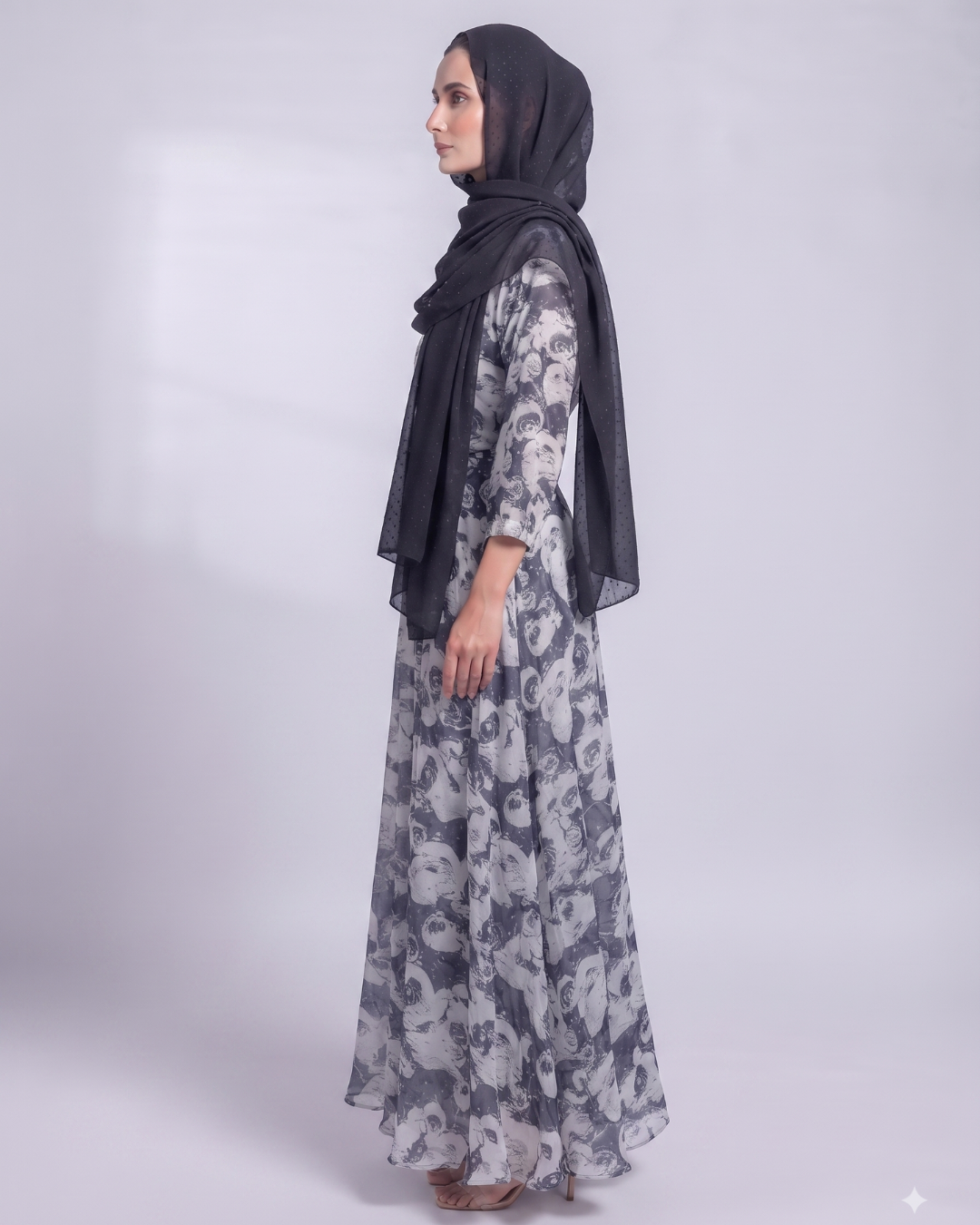 Front Closed Floral Abaya