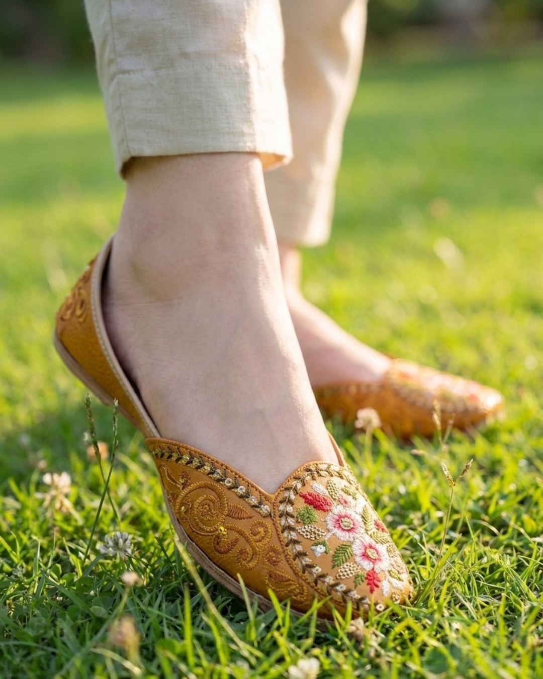 Leather Embroidered Khussa