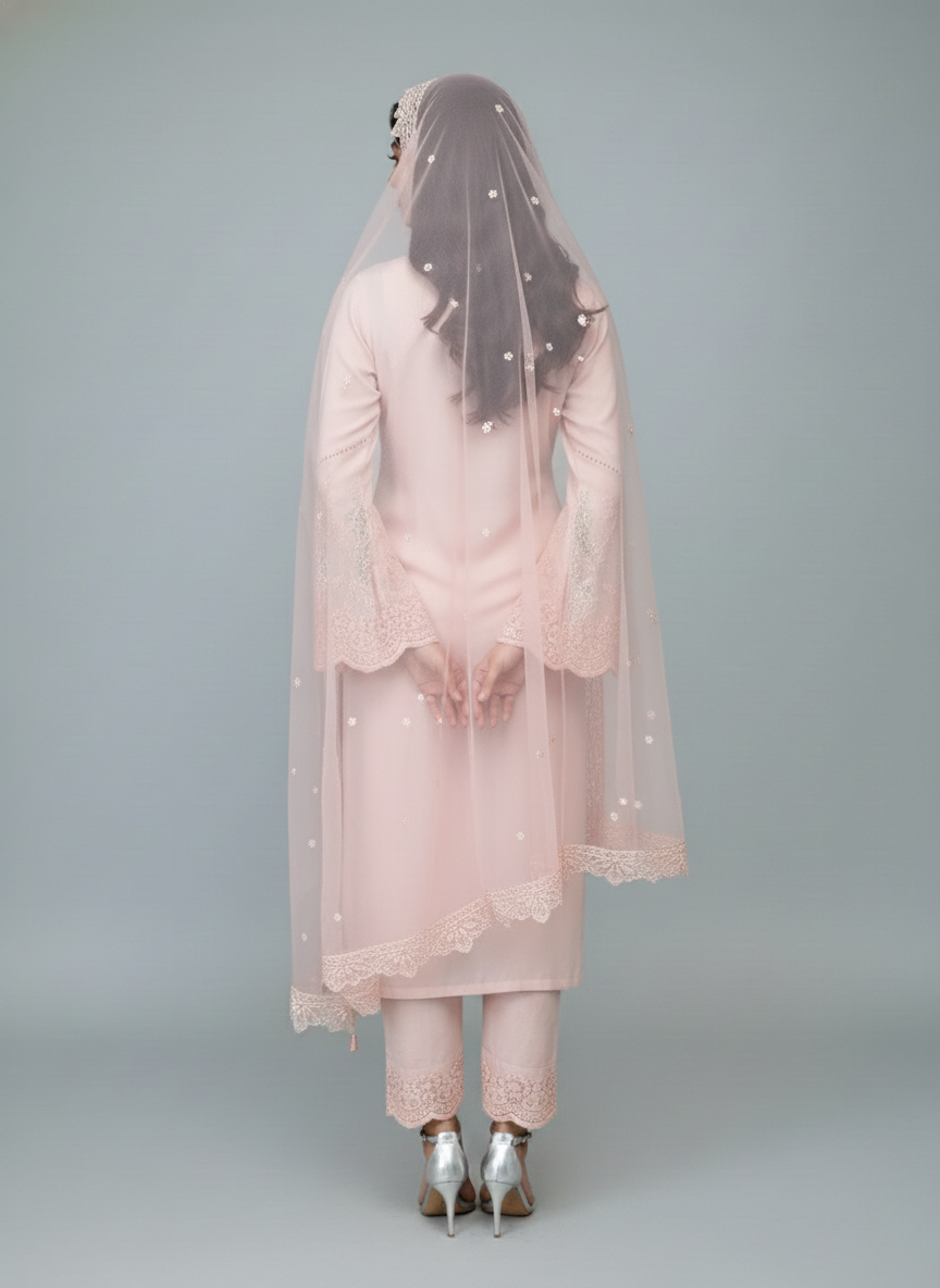 Crimson Embroidered Luxury Lawn 3pc