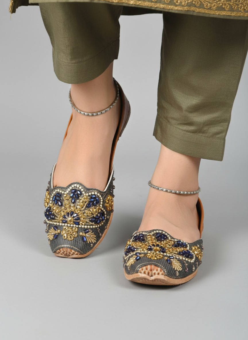 Tilla and stone work front open Khussa