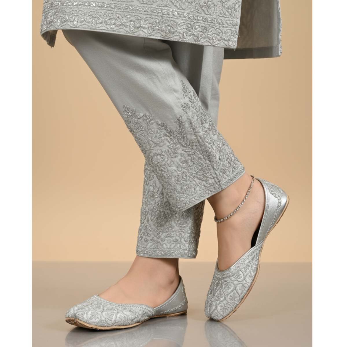 Khussa with tilla work