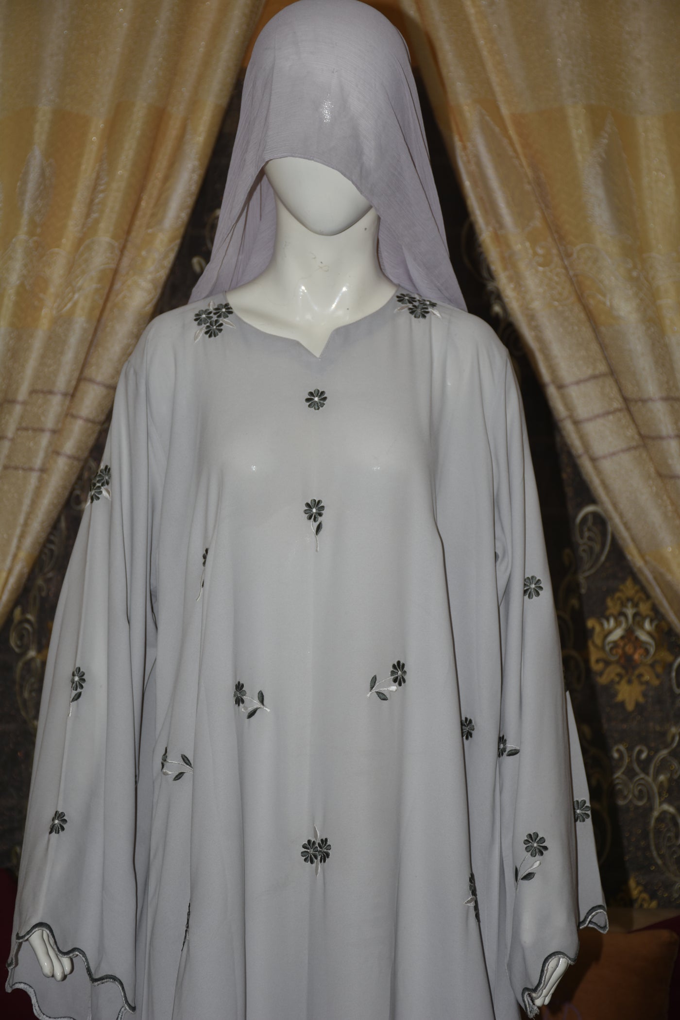 Front open Gorgeotte Abaya with Embroidery