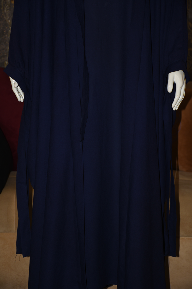 Separate inner gown with front open gown in Chiffon