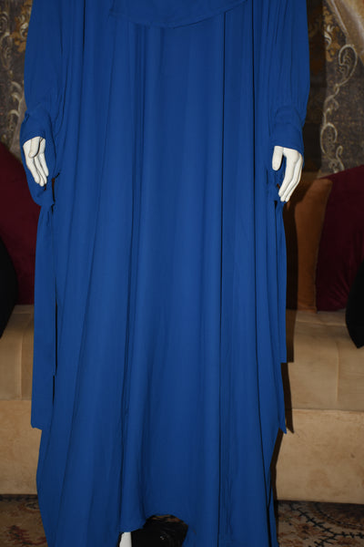 Separate inner gown with front open gown in Chiffon
