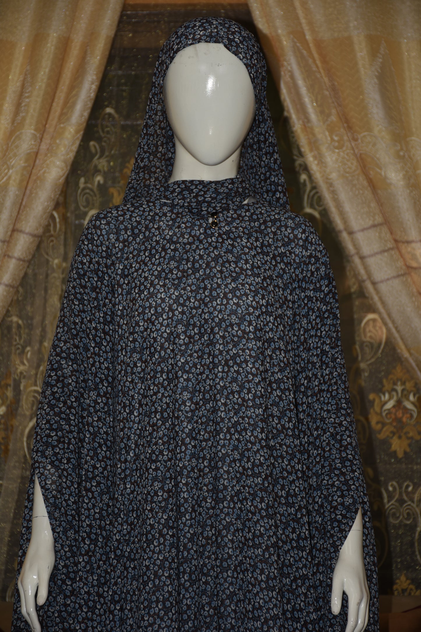 Chiffon butterfly abaya with separate upper and inner gown