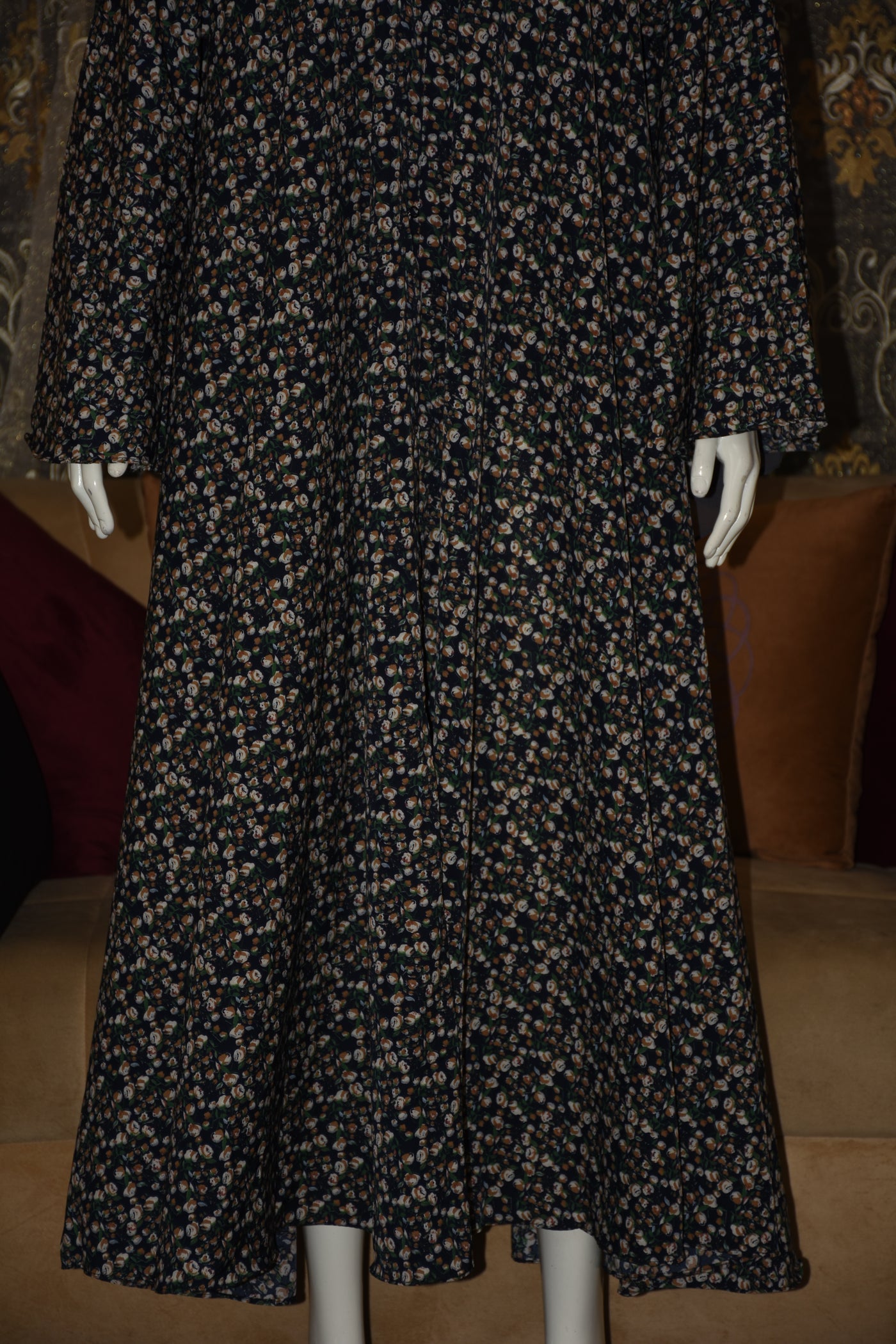 Front open lightweight georgette abaya with wide flayer