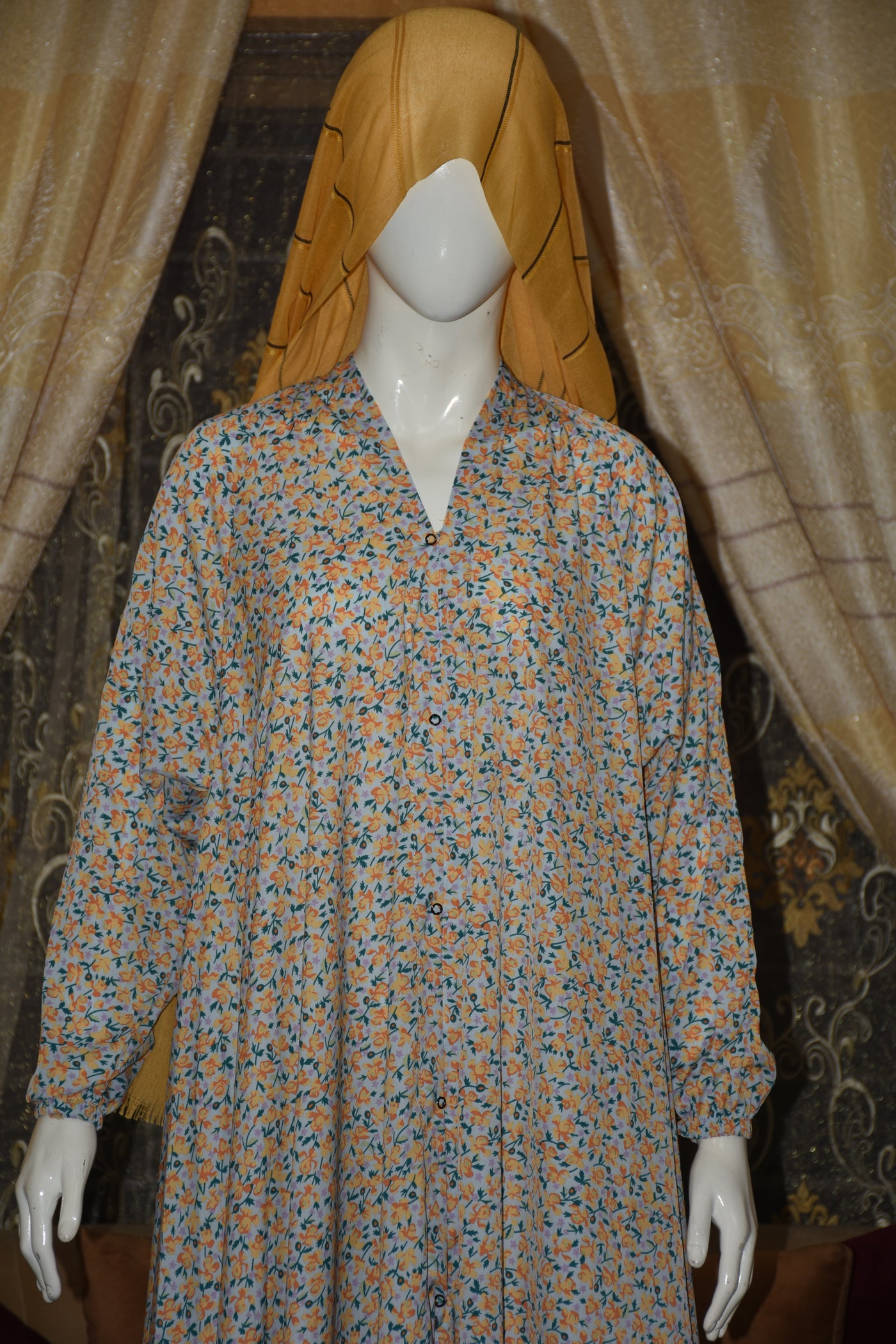 Front open lightweight georgette abaya with wide flayer