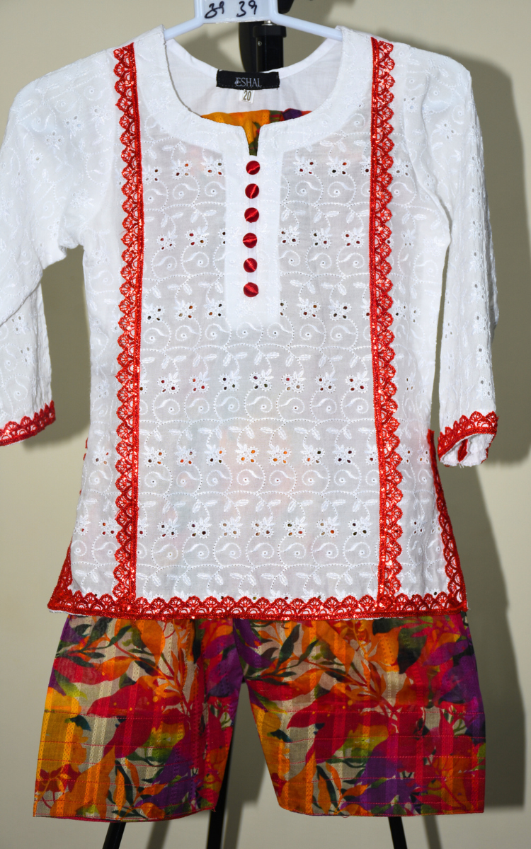 2 pcs chicken kari with Farshi shalwar