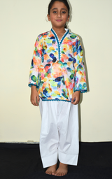 2 pcs chicken kari with Farshi shalwar