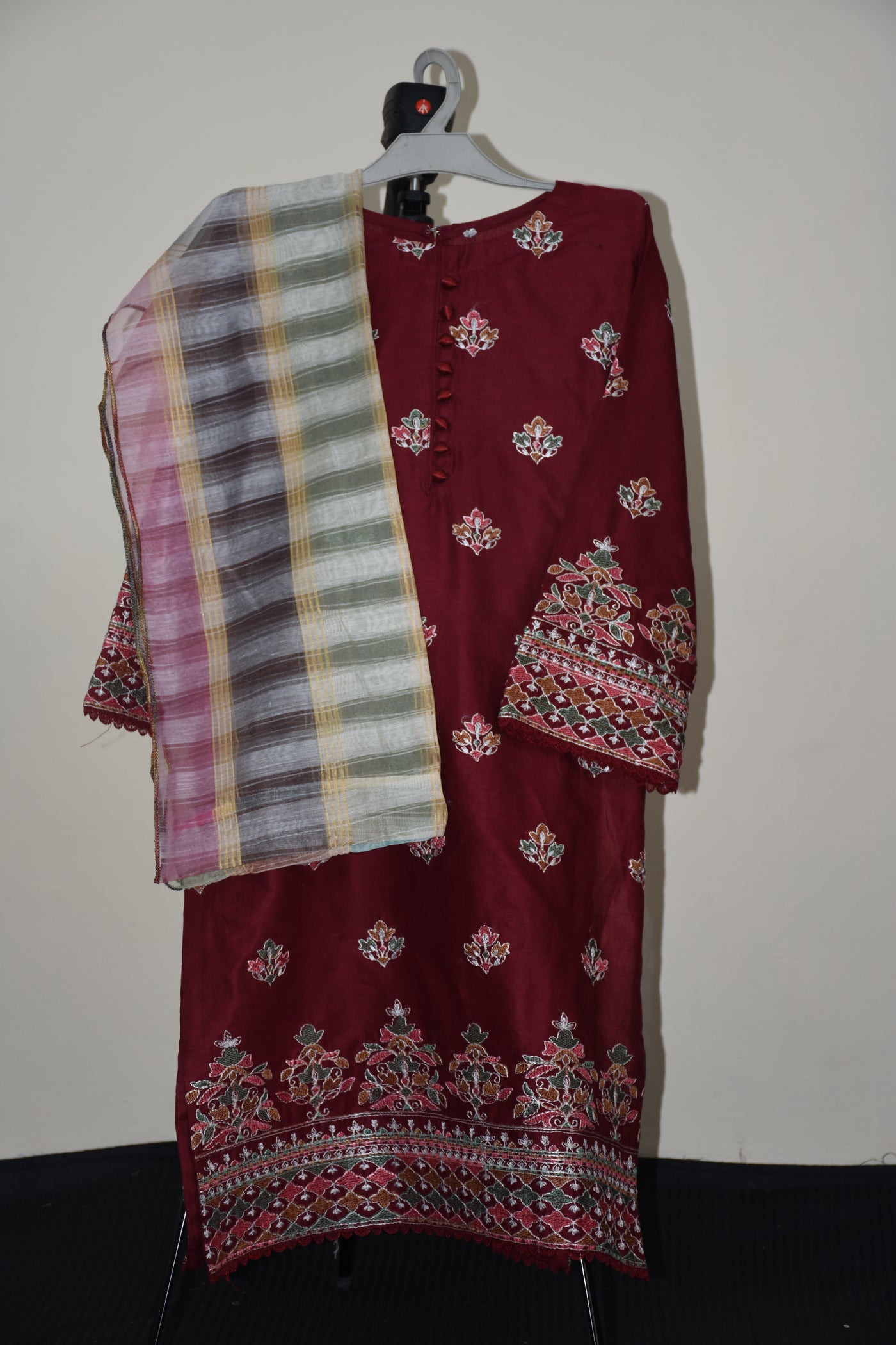 Casual wear cotton dress with embroidery