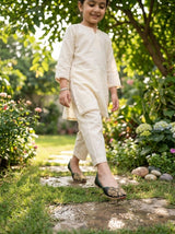Embroidered Kids Khussa