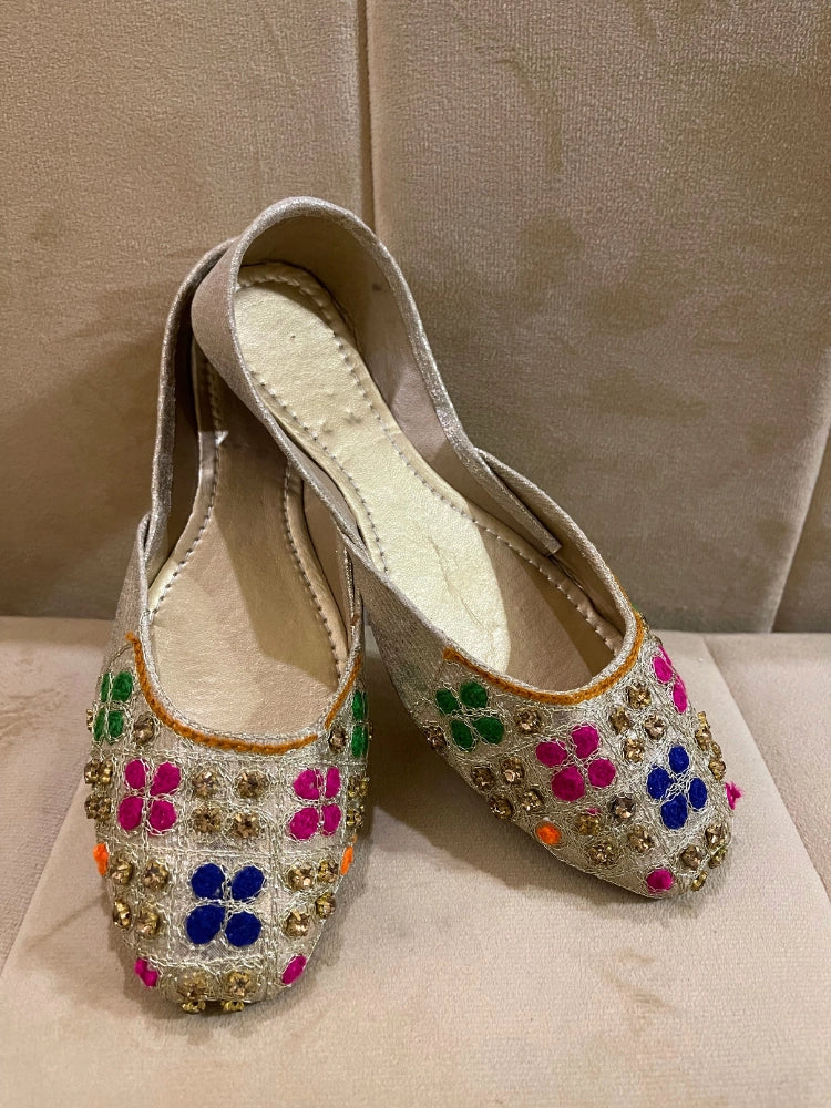 Girls Khussa with Embroidery