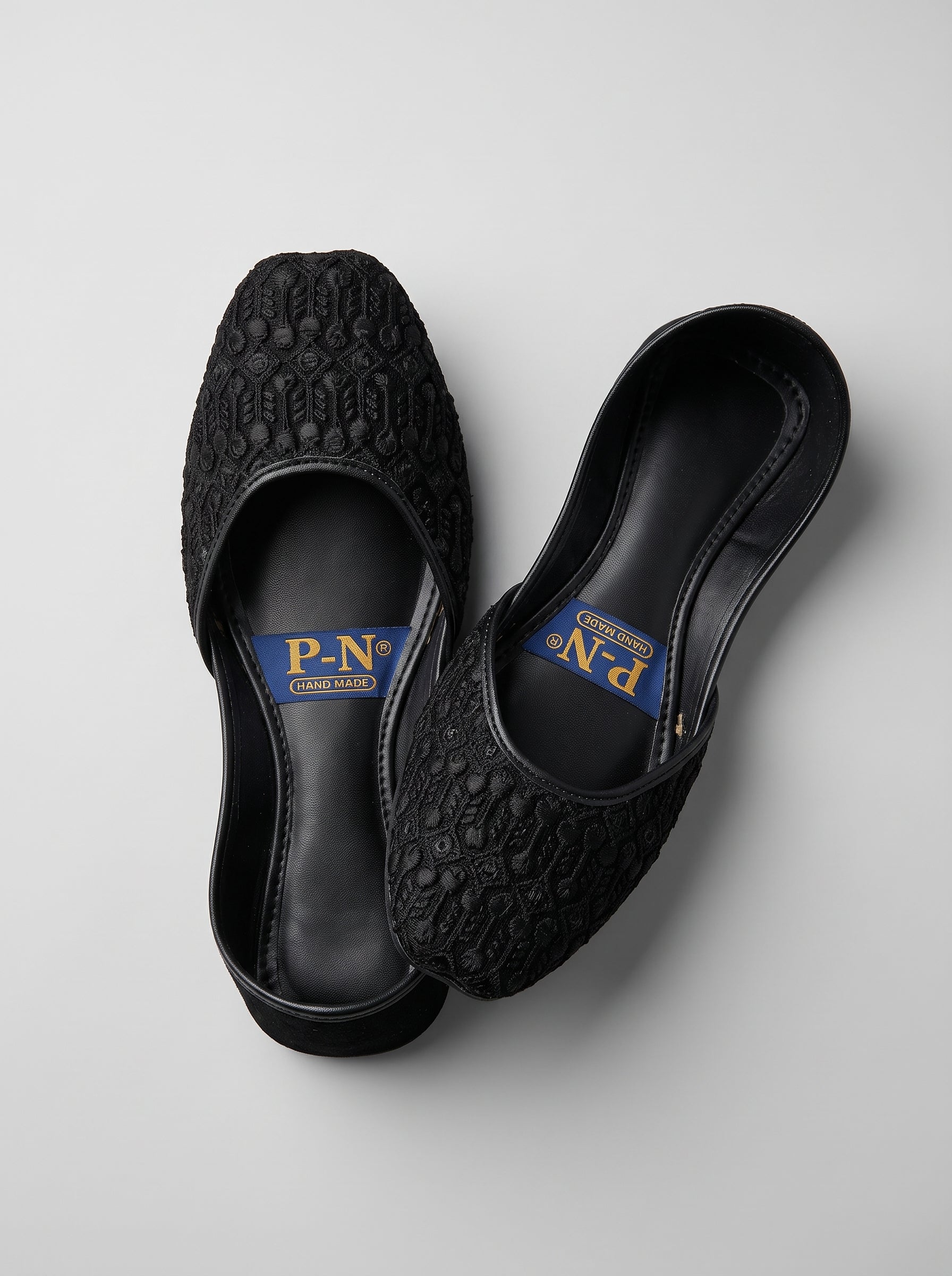 Valvet embroidered Khussa