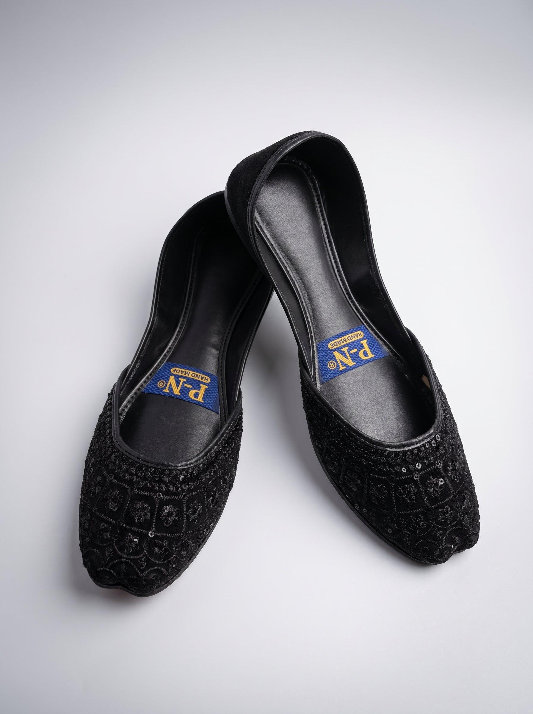 Valvet embroidered Khussa