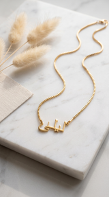 Locket Laila