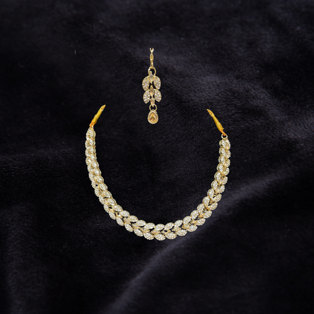 One carat Necklace with stone work