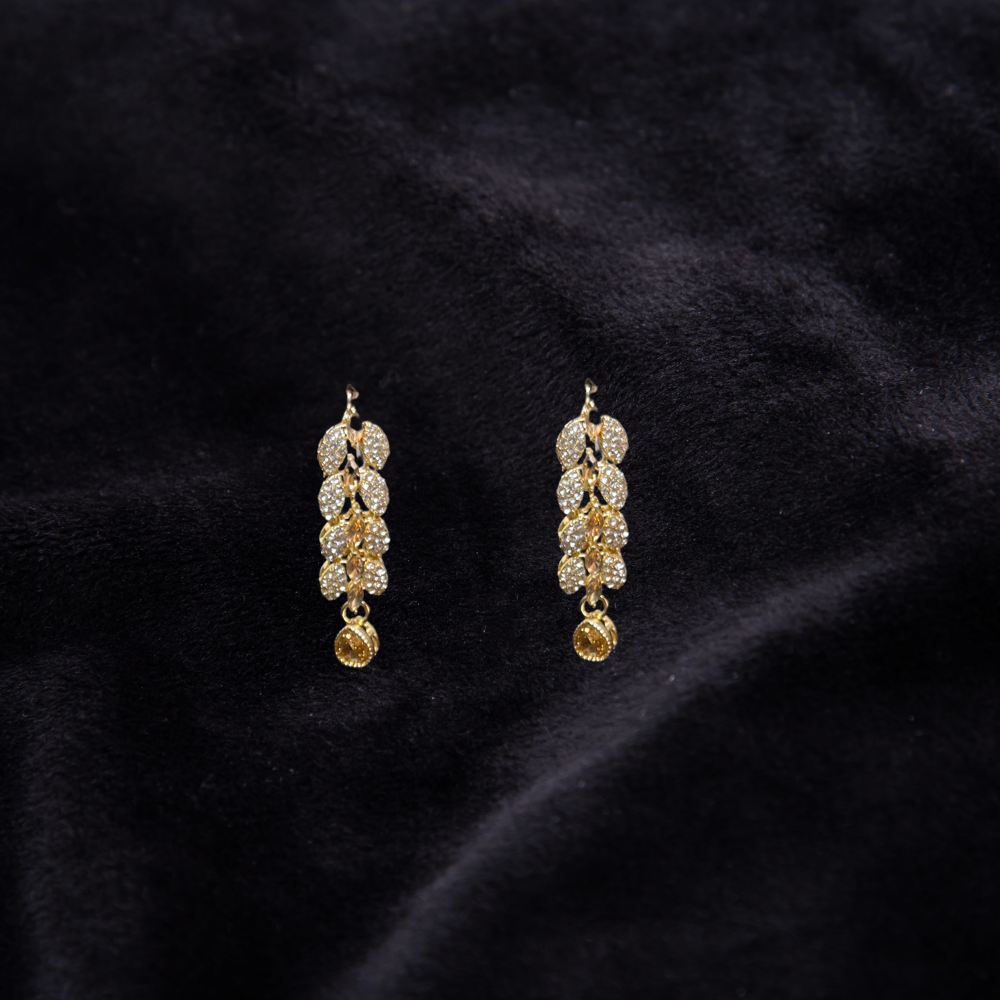 One carat Necklace with stone work