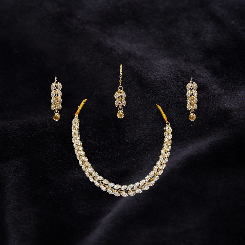 One carat Necklace with stone work