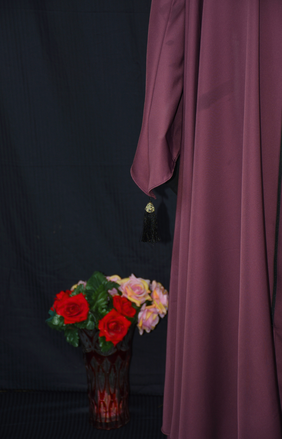 Elegant abaya on Nida fabric with Hajib cap stitched with Scarf