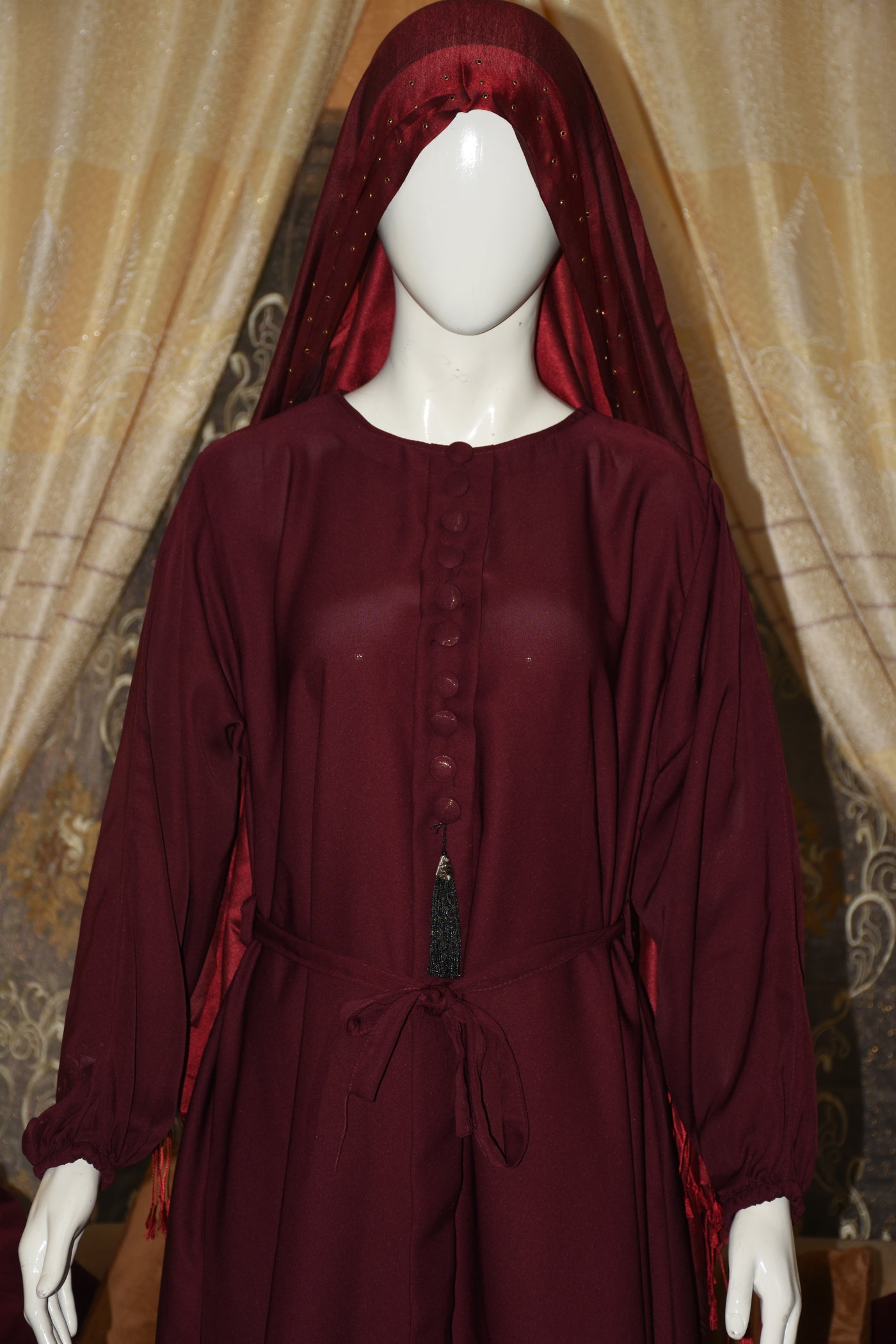 High-quality Nida fabric Abaya with Buttons and Tussles