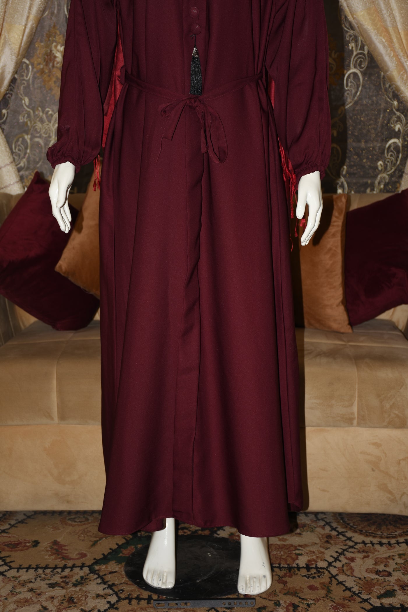 High-quality Nida fabric Abaya with Buttons and Tussles