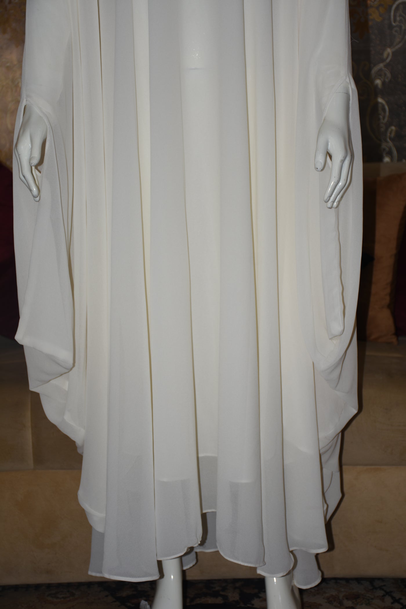 Chiffon butterfly Abaya with a separate upper and inner layer