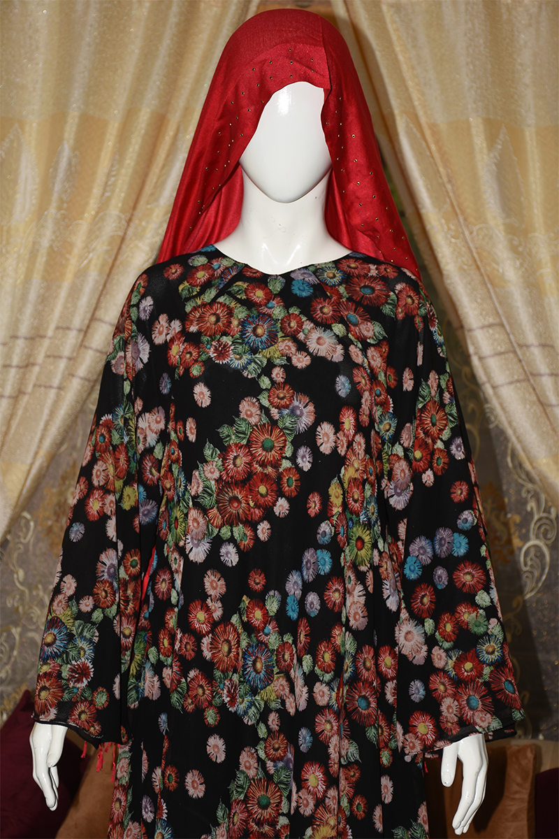 Two-in-one reversible Abaya that can be worn from either side