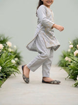 Embroidered Kids Khussa