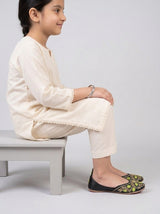 Embroidered Kids Khussa