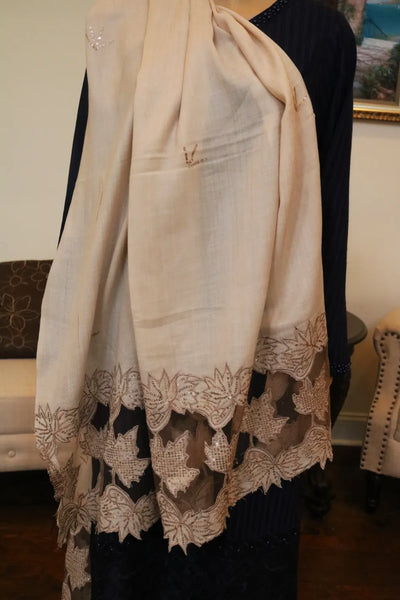 3 Piece Elegance Set With Wool Shawl