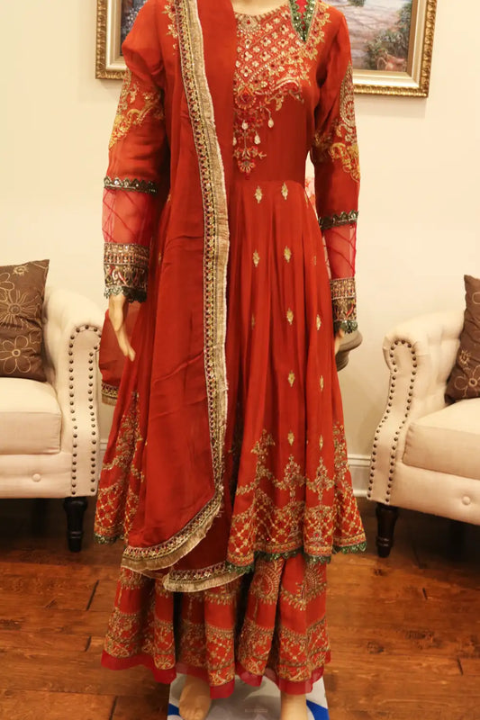 3pc Pakistani wedding dress Maxi with Elegant Sitara and Tilla work