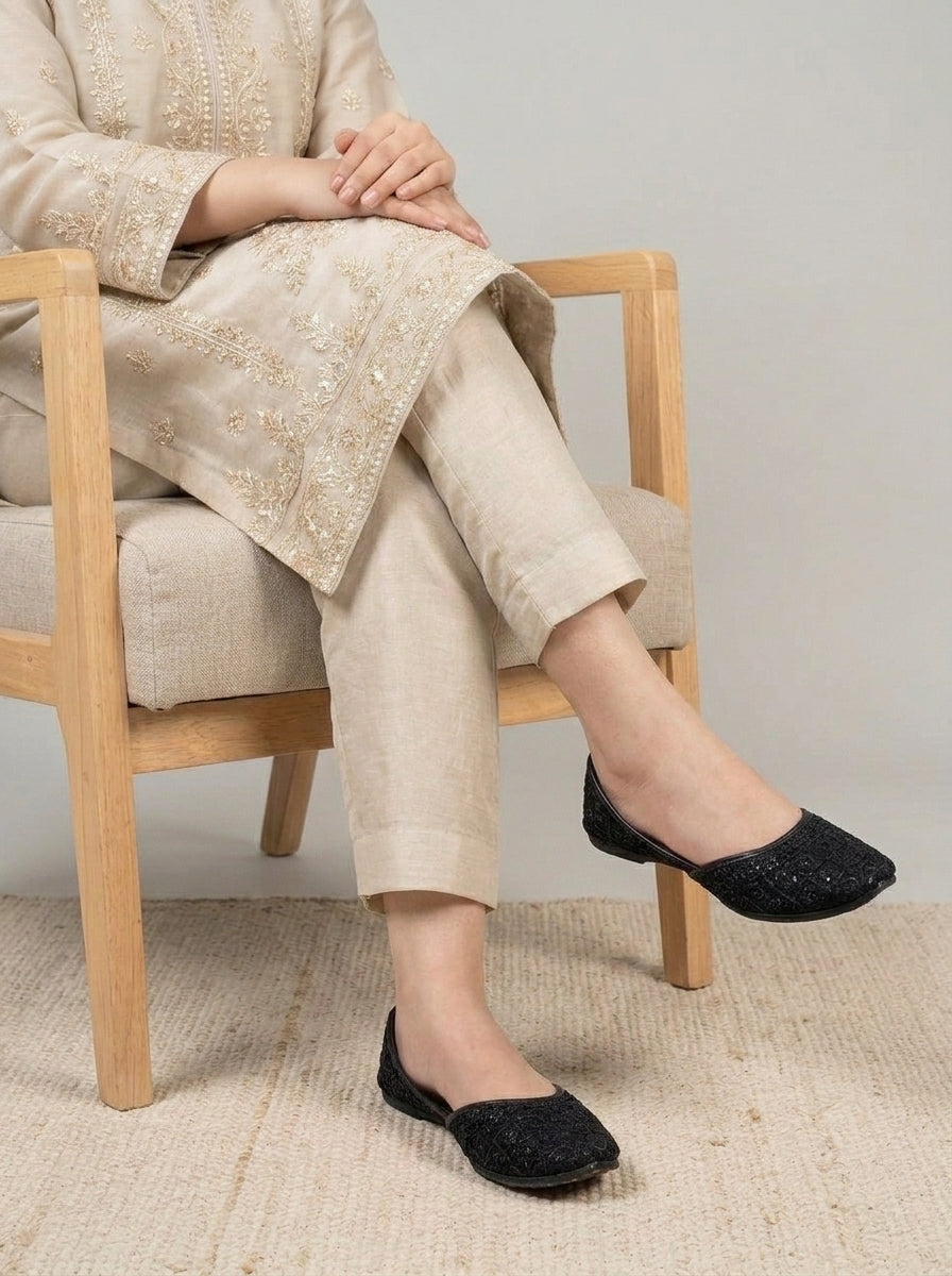 Valvet embroidered Khussa