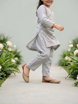 Embroidered Kids Khussa