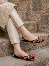 Valvet embroidered Khussa
